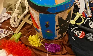 Minikonfirmander deltager i palmesøndagsgudstjenesten i Tornbjerg Kirke.